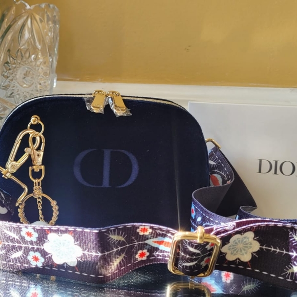 Dior pouch - Picture 11 of 14